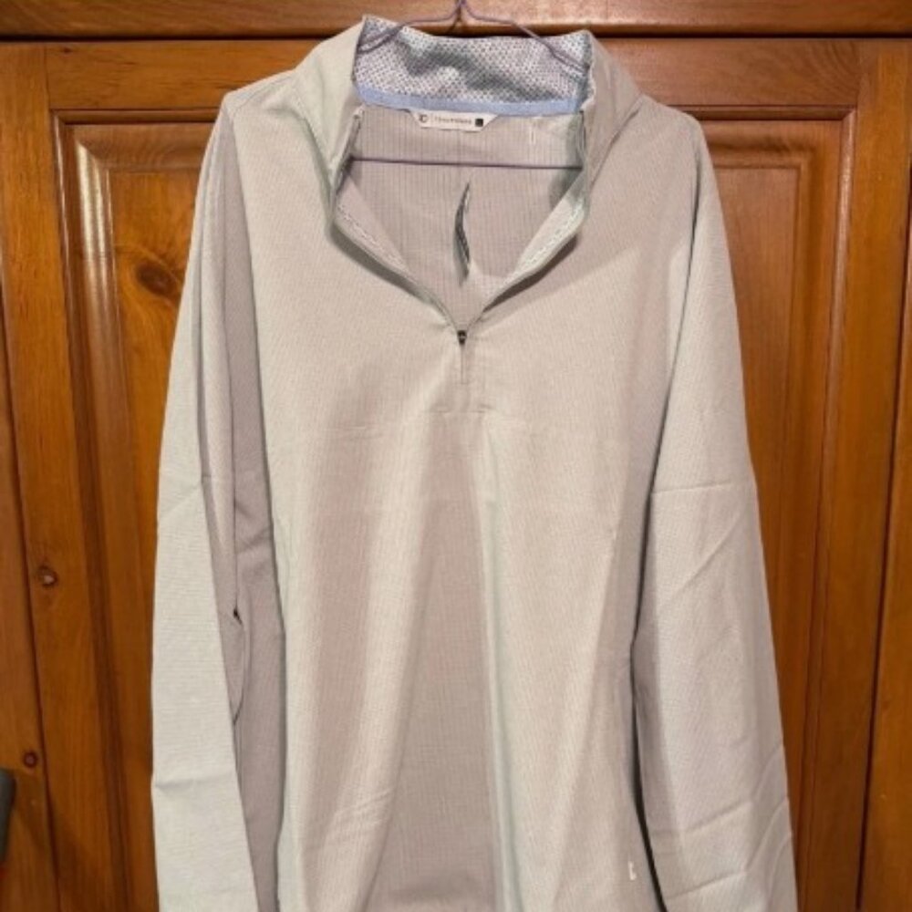 7Diamonds Oxygenate 1/4 Zip Pullover Silver L NWT